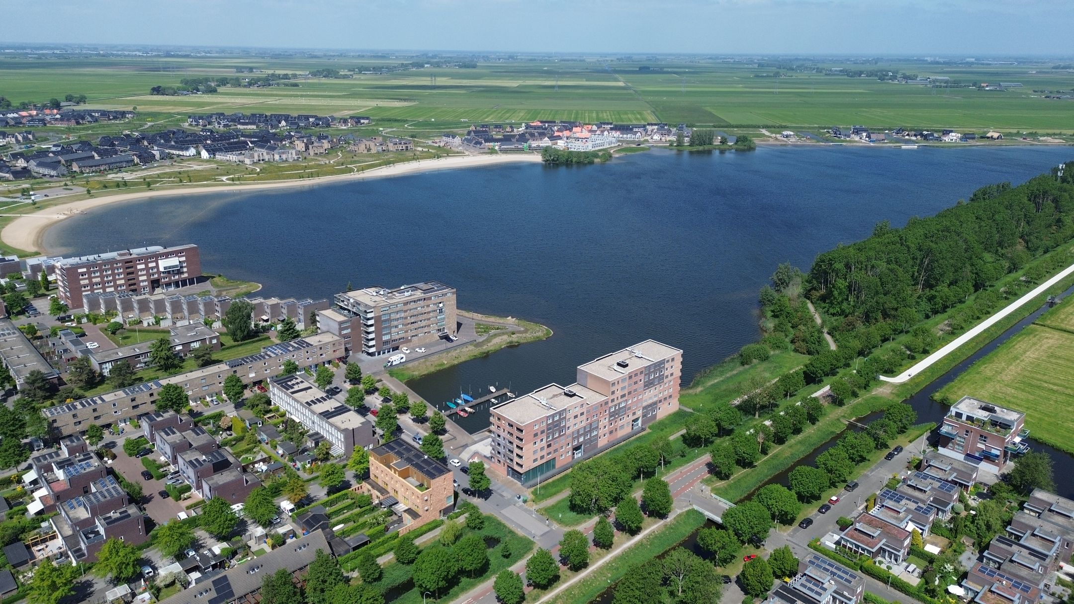 Photo 48 of Waterlelie 11