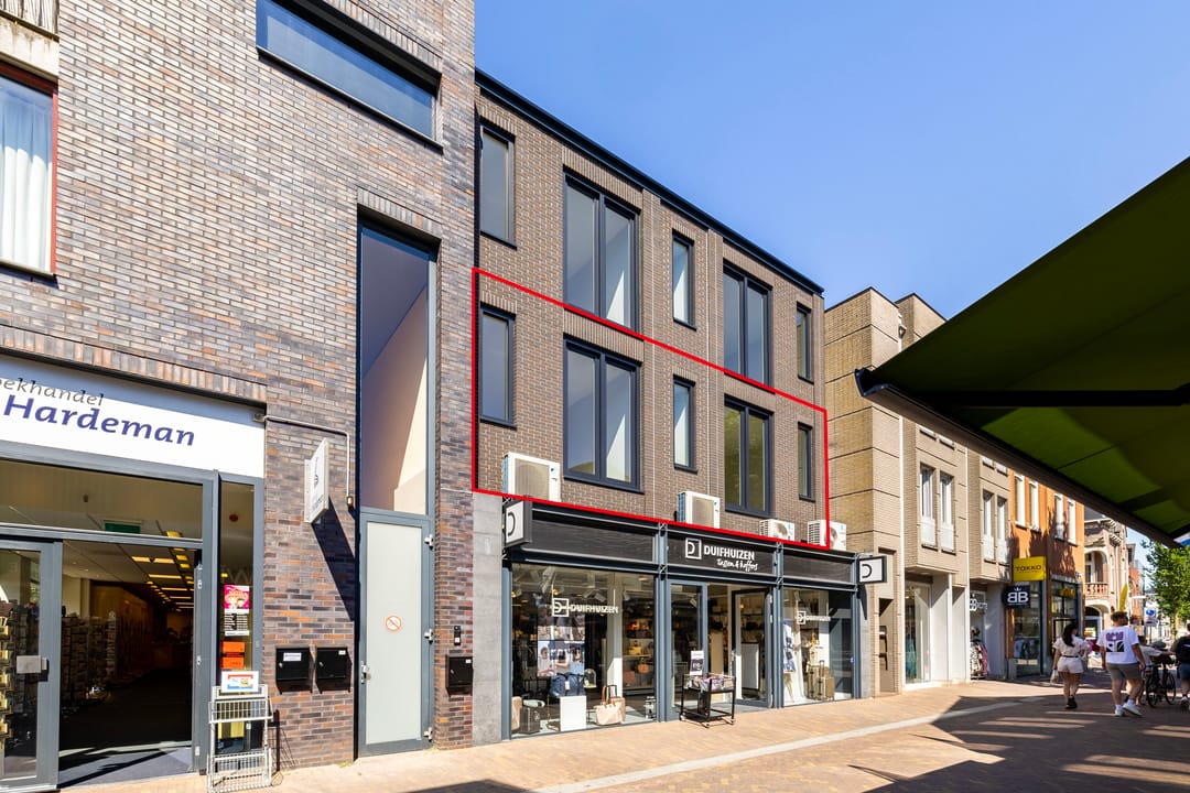 Foto 1 van Maandereind 10-B