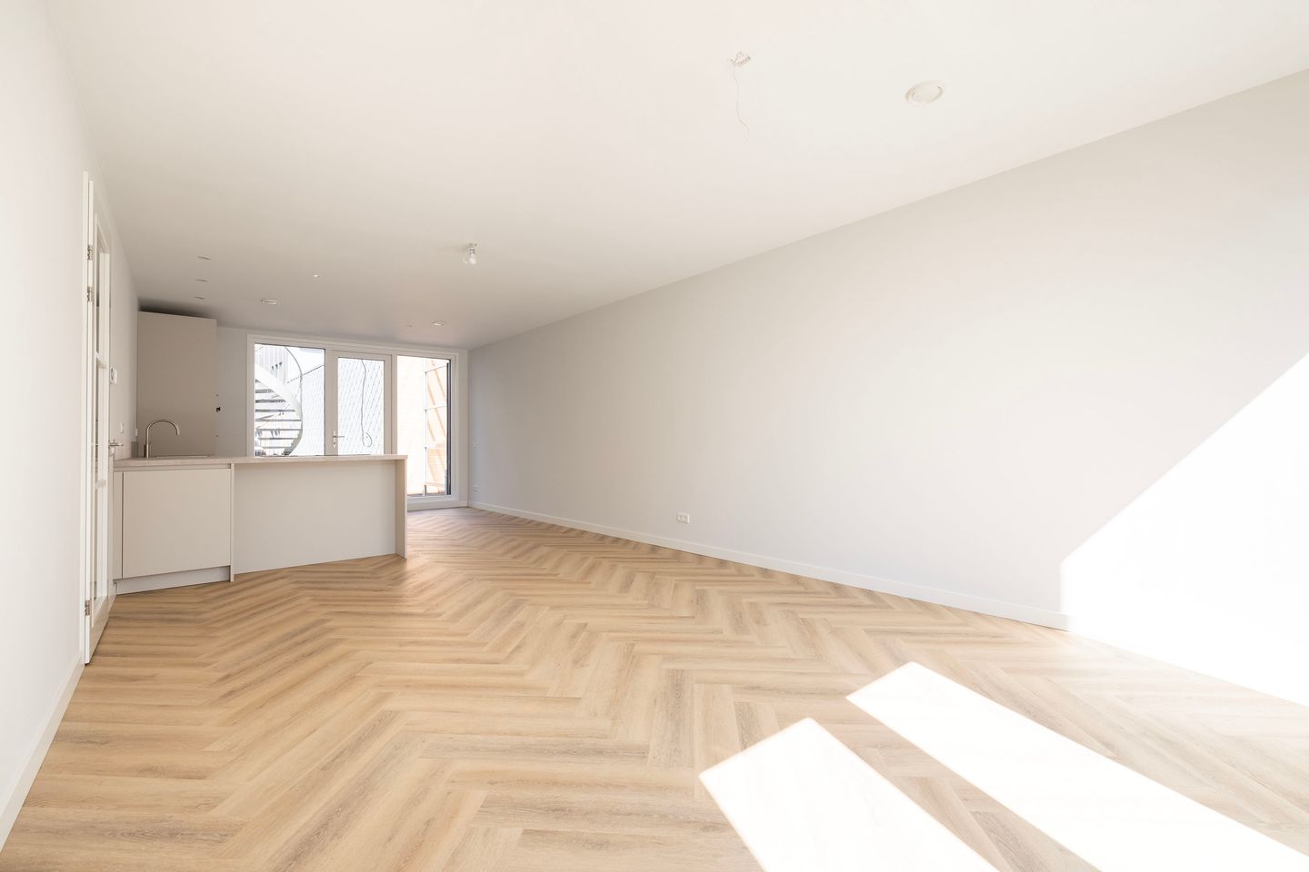 Foto 4 van Maandereind 10-B