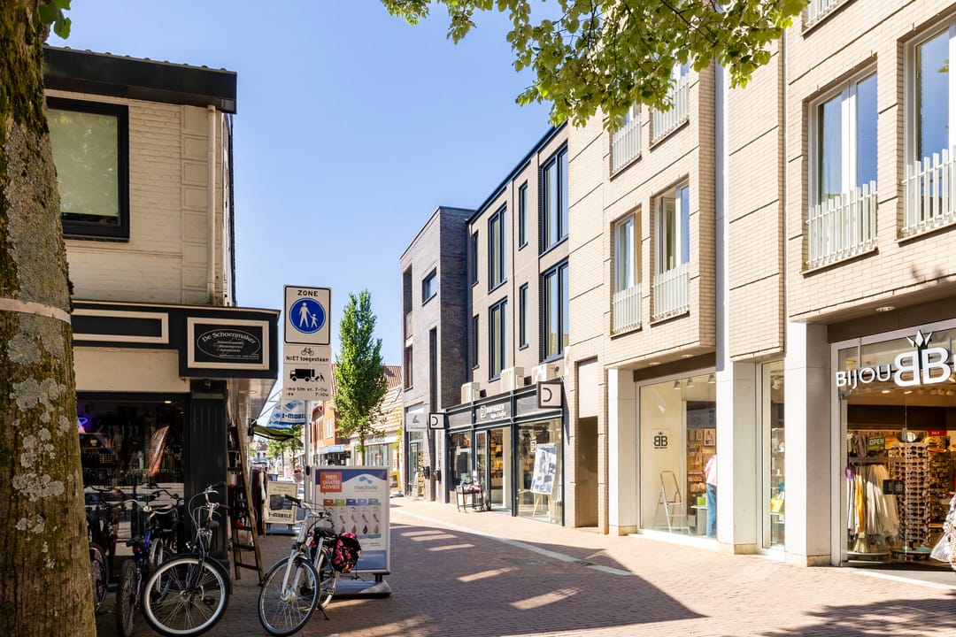 Foto 22 van Maandereind 10-B