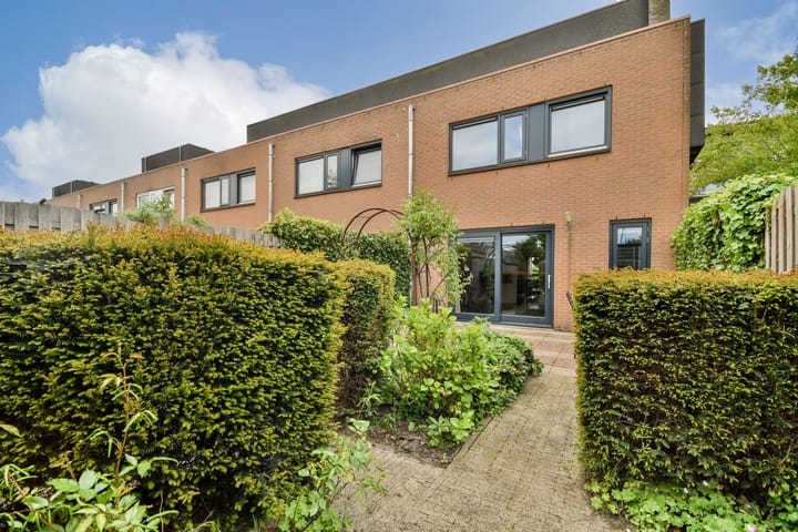 Foto 7 van Rode Ring 226