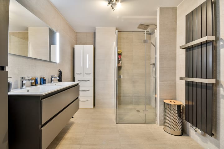 Foto 13 van Rode Ring 226