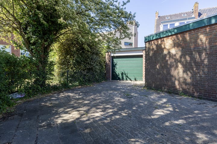 Foto 3 van Linnaeusstraat 2