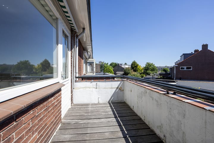 Foto 25 van Linnaeusstraat 2