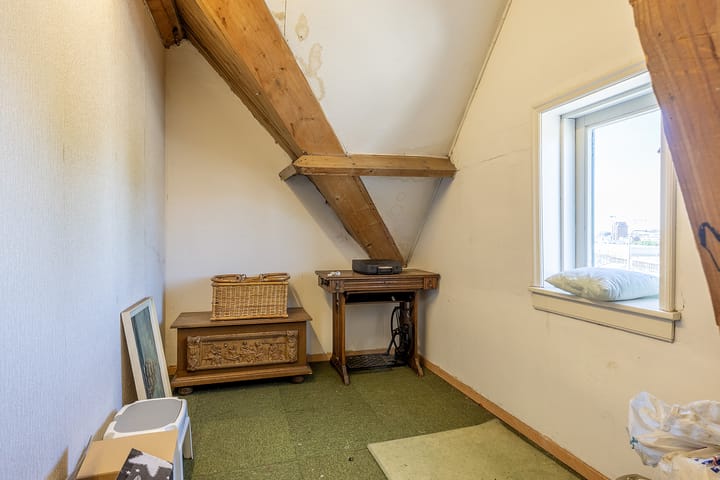 Foto 34 van Linnaeusstraat 2