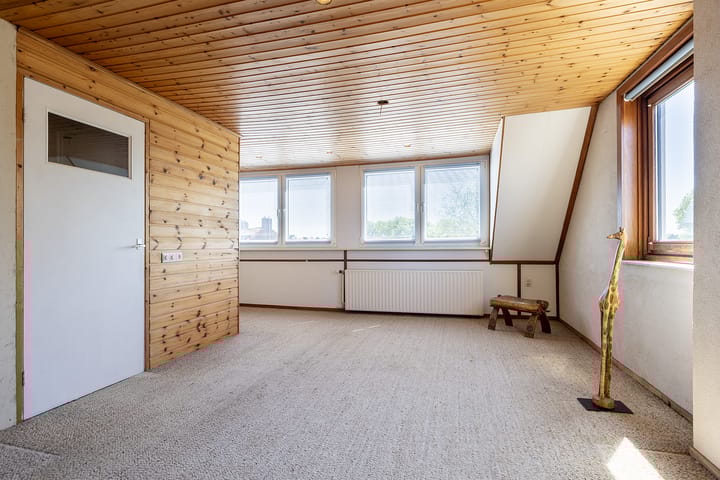 Foto 40 van Linnaeusstraat 2