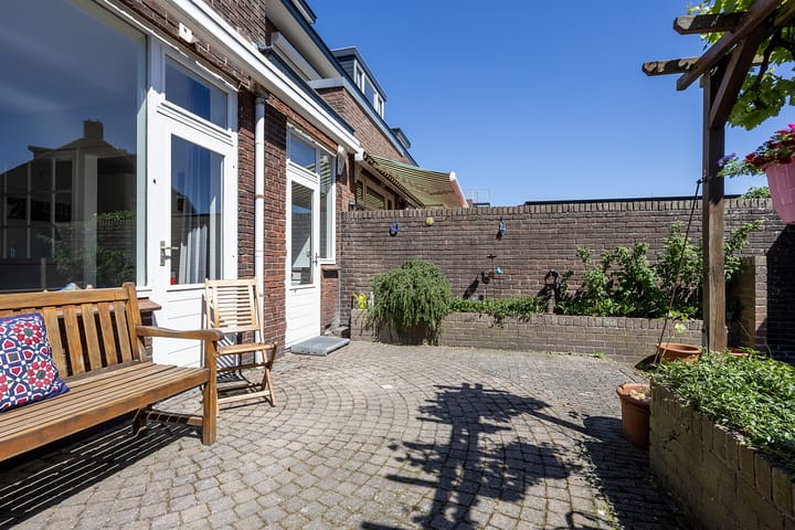 Foto 47 van Linnaeusstraat 2