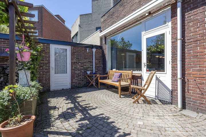 Foto 49 van Linnaeusstraat 2