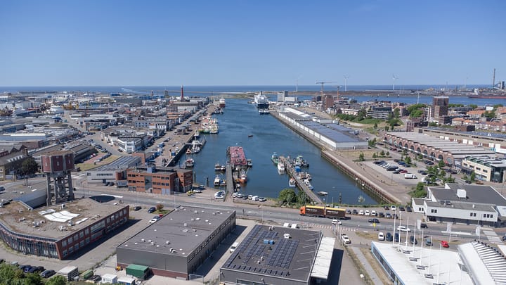 Foto 61 van Linnaeusstraat 2