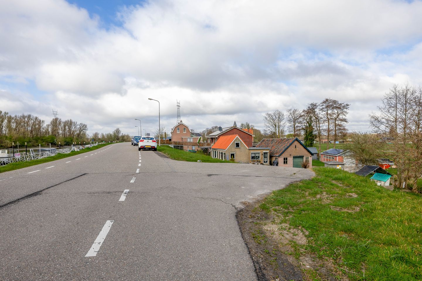 Photo 10 of Molendijk 86