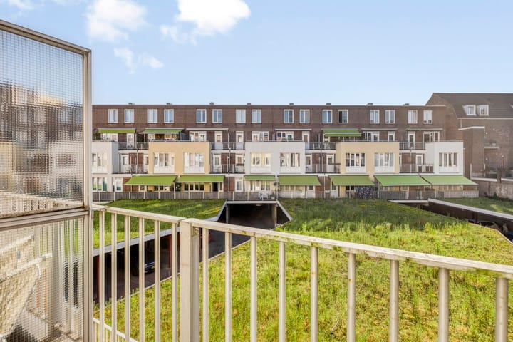 Foto 10 van Wycker Grachtstraat 1-A18