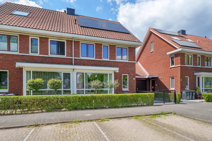 Photo 1 of Viermerenstraat 21