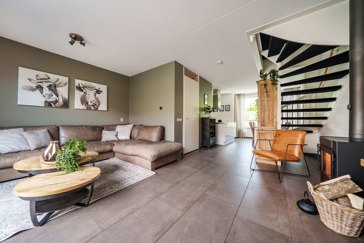 Photo 6 of Viermerenstraat 21