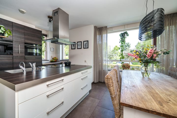 Photo 12 of Viermerenstraat 21