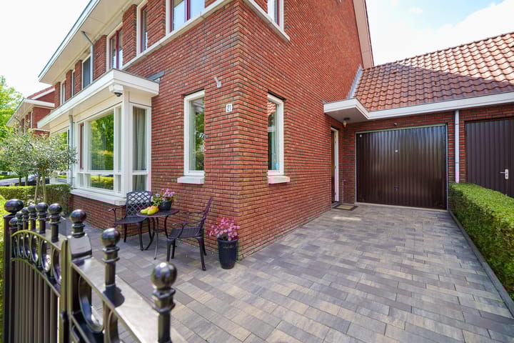 Photo 32 of Viermerenstraat 21