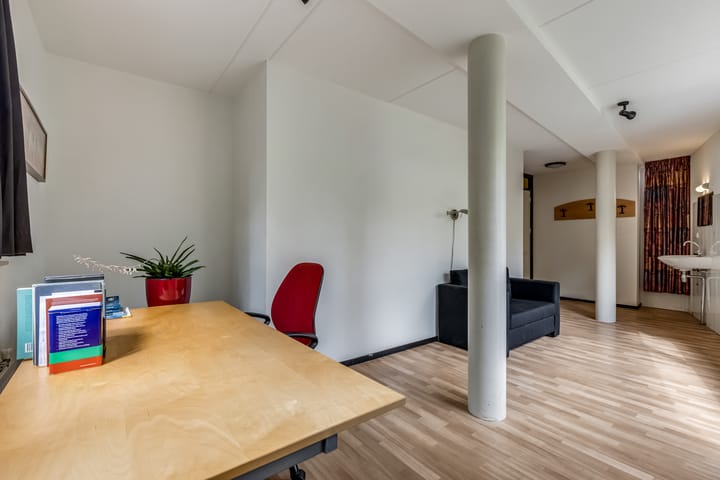 Photo 5 of Pennstate 33