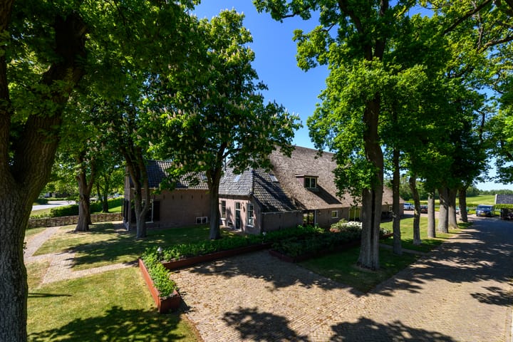 Foto 97 van Kommisjewei 168