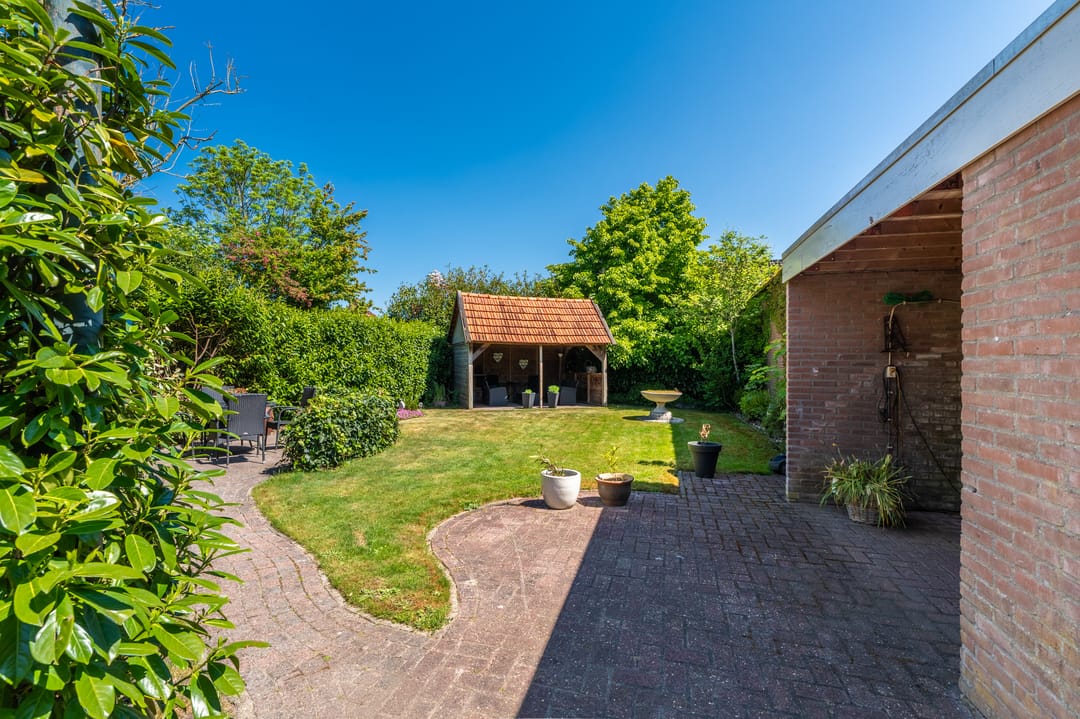 Foto 2 van Spoorstraat 43