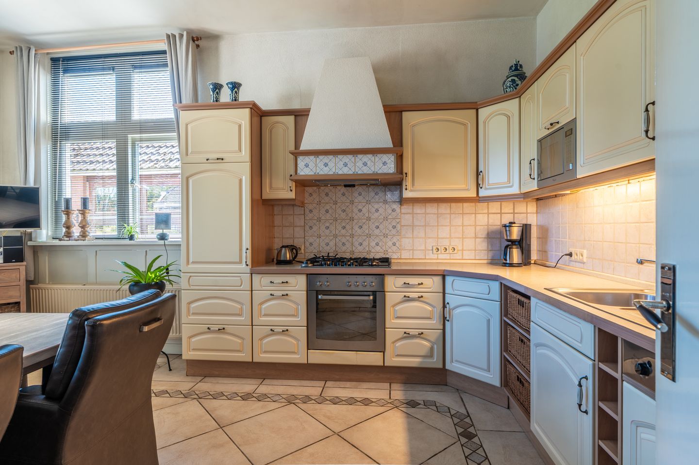 Foto 25 van Spoorstraat 43