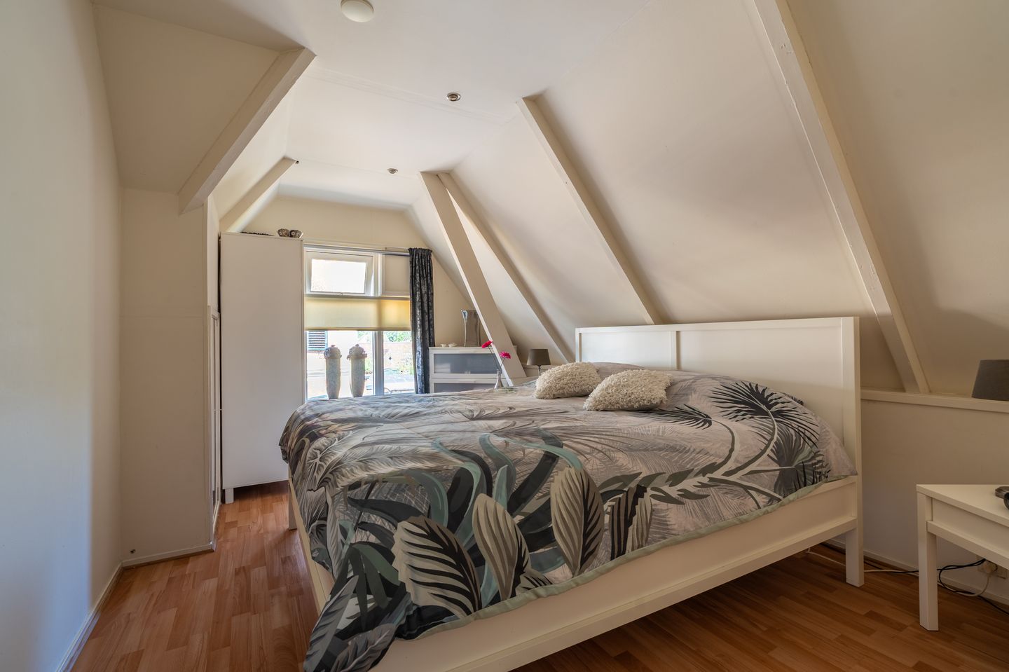 Foto 34 van Spoorstraat 43