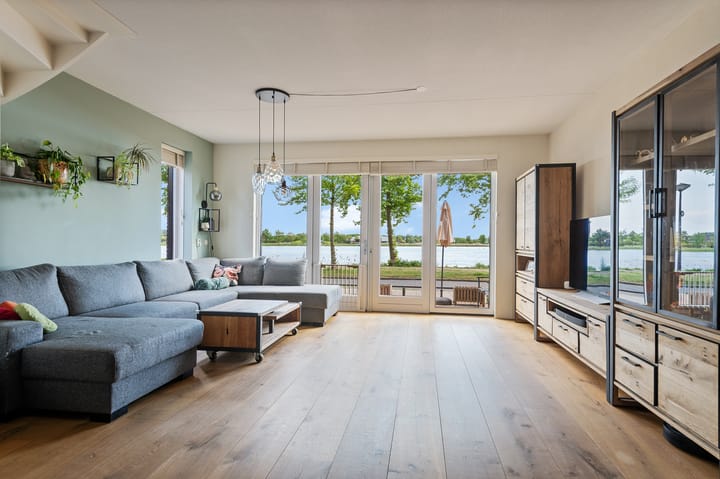 Foto 2 van Zuiderlicht 131