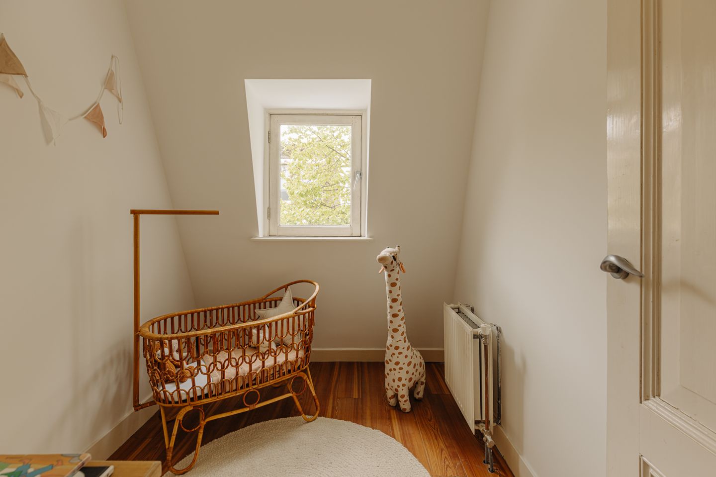 Foto 19 van Emmastraat 19-2