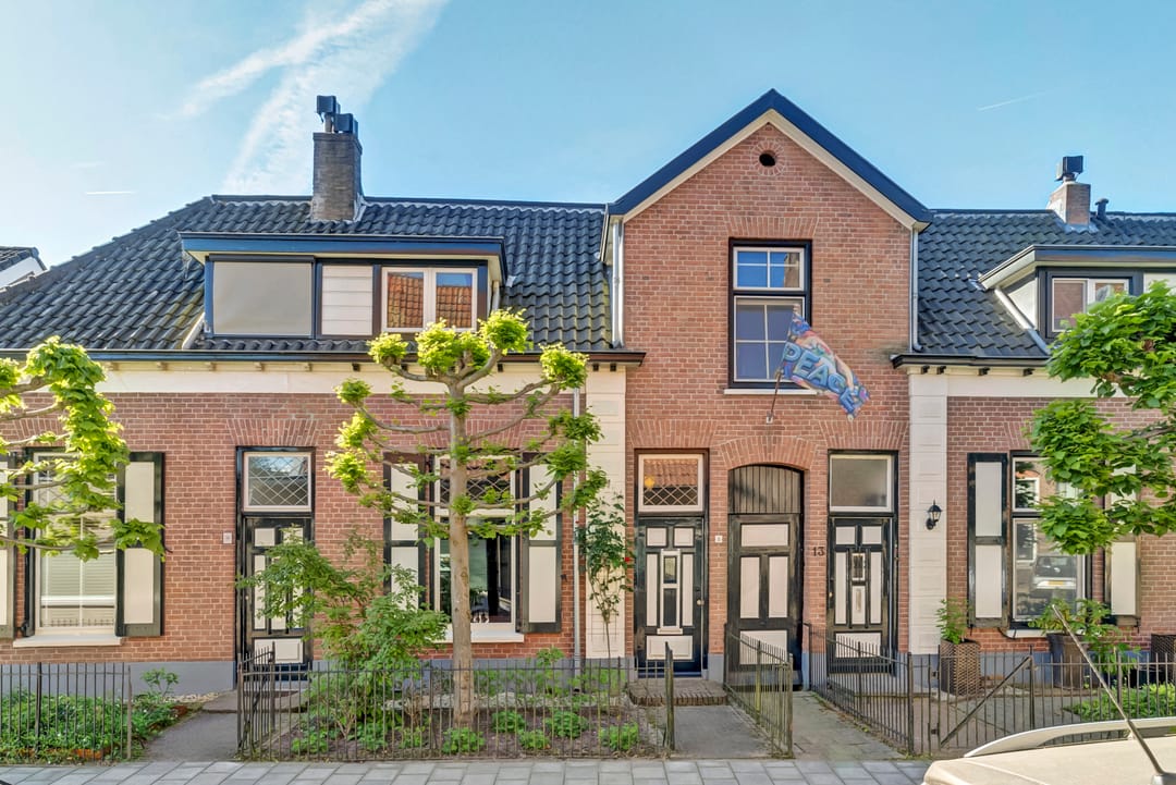 Photo 1 of Prinsenstraat 11