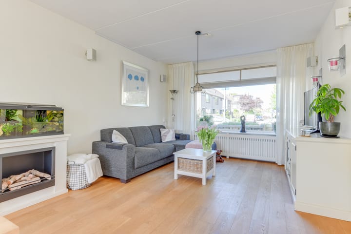 Foto 2 van Meeuwenlaan 64