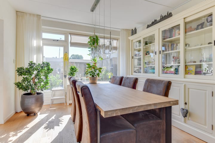 Foto 3 van Meeuwenlaan 64