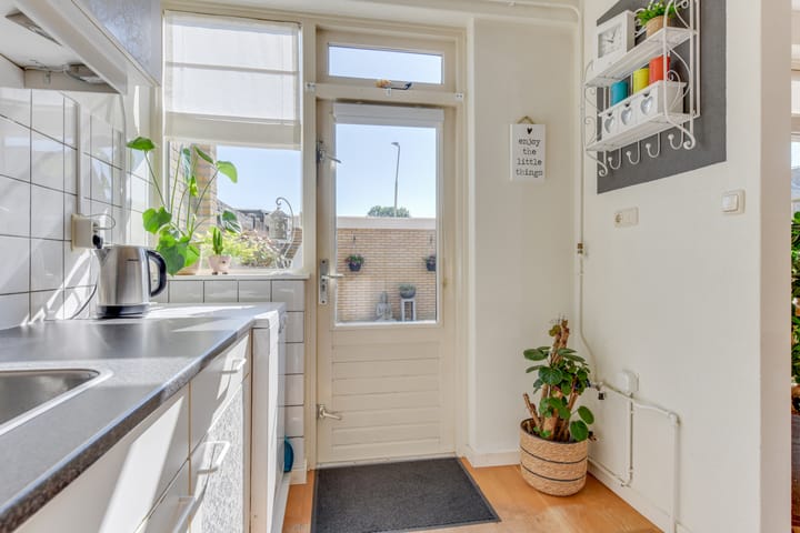 Foto 22 van Meeuwenlaan 64