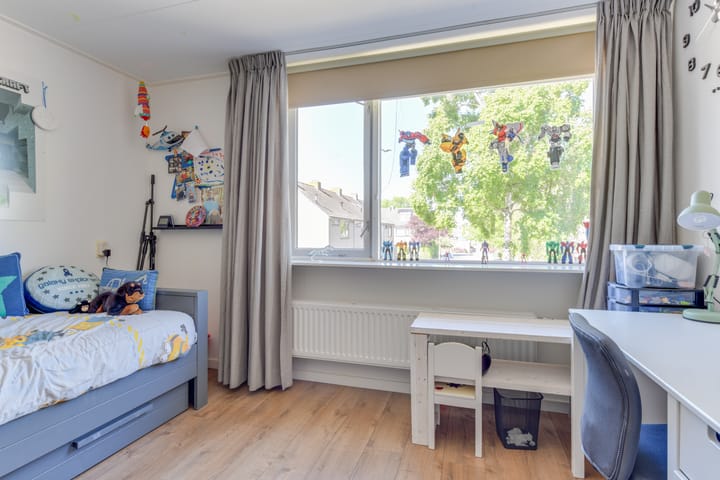 Foto 26 van Meeuwenlaan 64