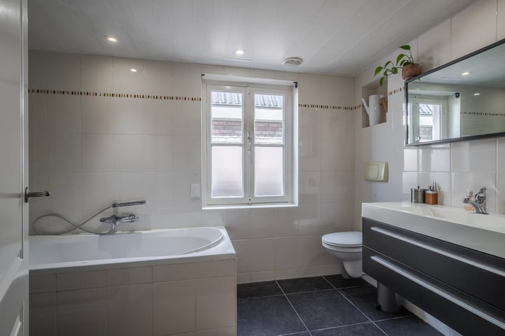 Foto 4 van Tolstraat 36