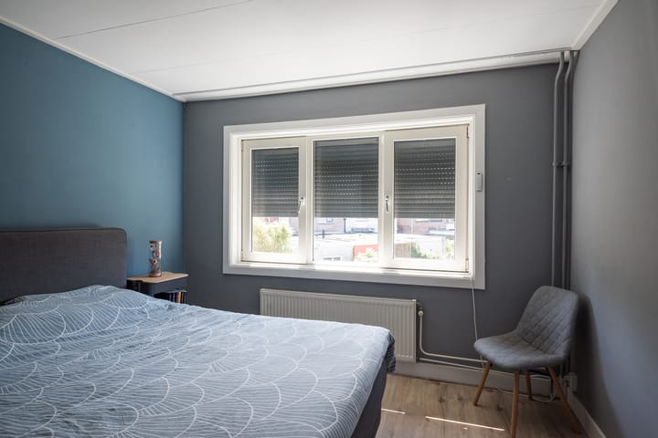 Foto 19 van Strick van Linschotenstraat 4