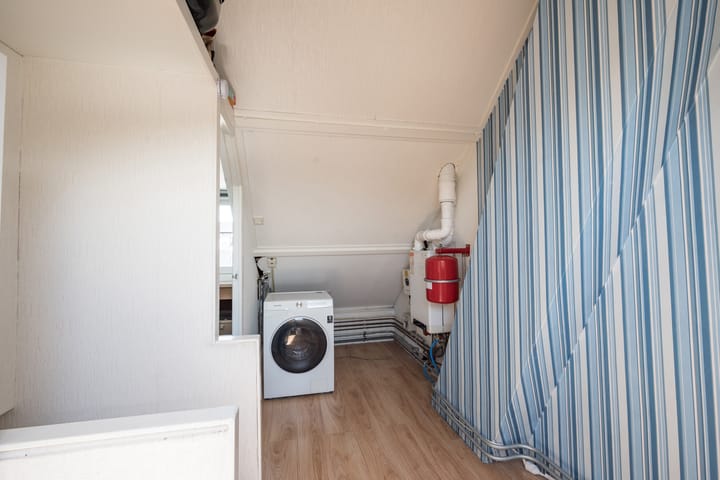 Foto 33 van Strick van Linschotenstraat 4