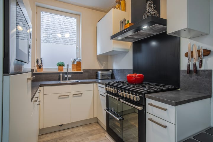 Foto 16 van Tolstraat 36