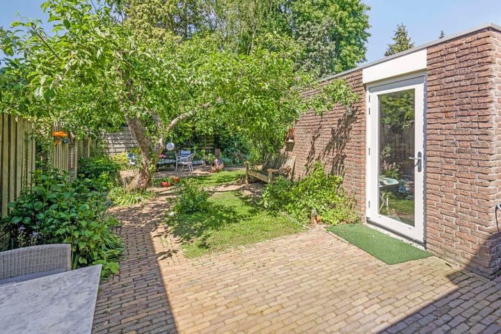 Foto 8 van Eerste Morgen 18