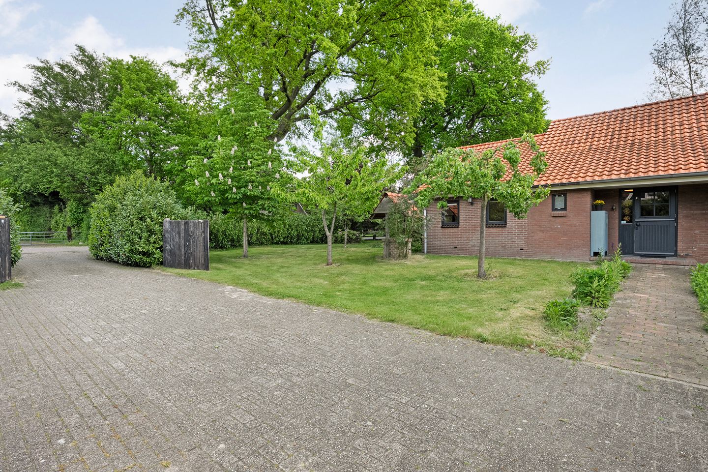 Foto 79 van Drogteropslagen 56