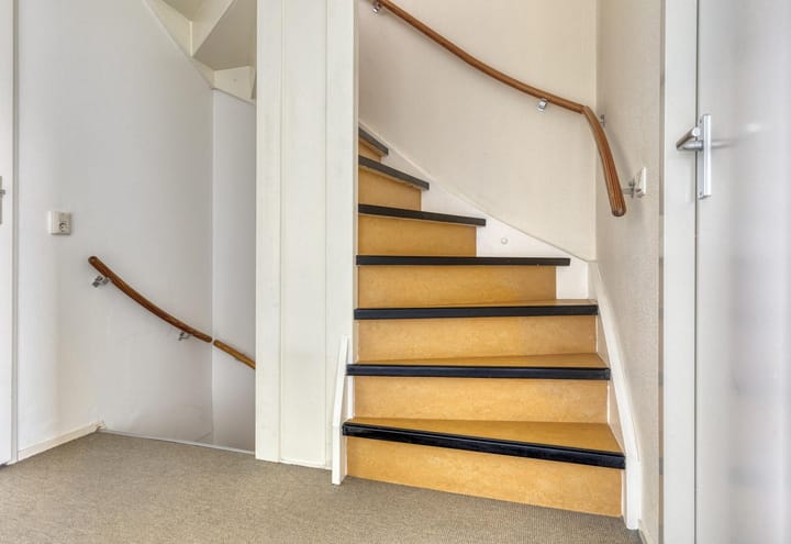 Foto 24 van Magnolialaan 24