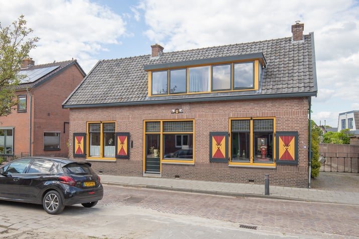 undefined main image