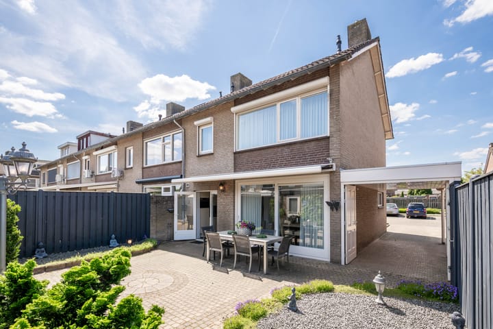 Foto 19 van Maanstraat 13