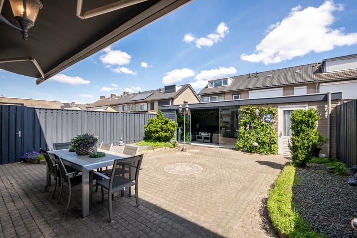 Foto 22 van Maanstraat 13