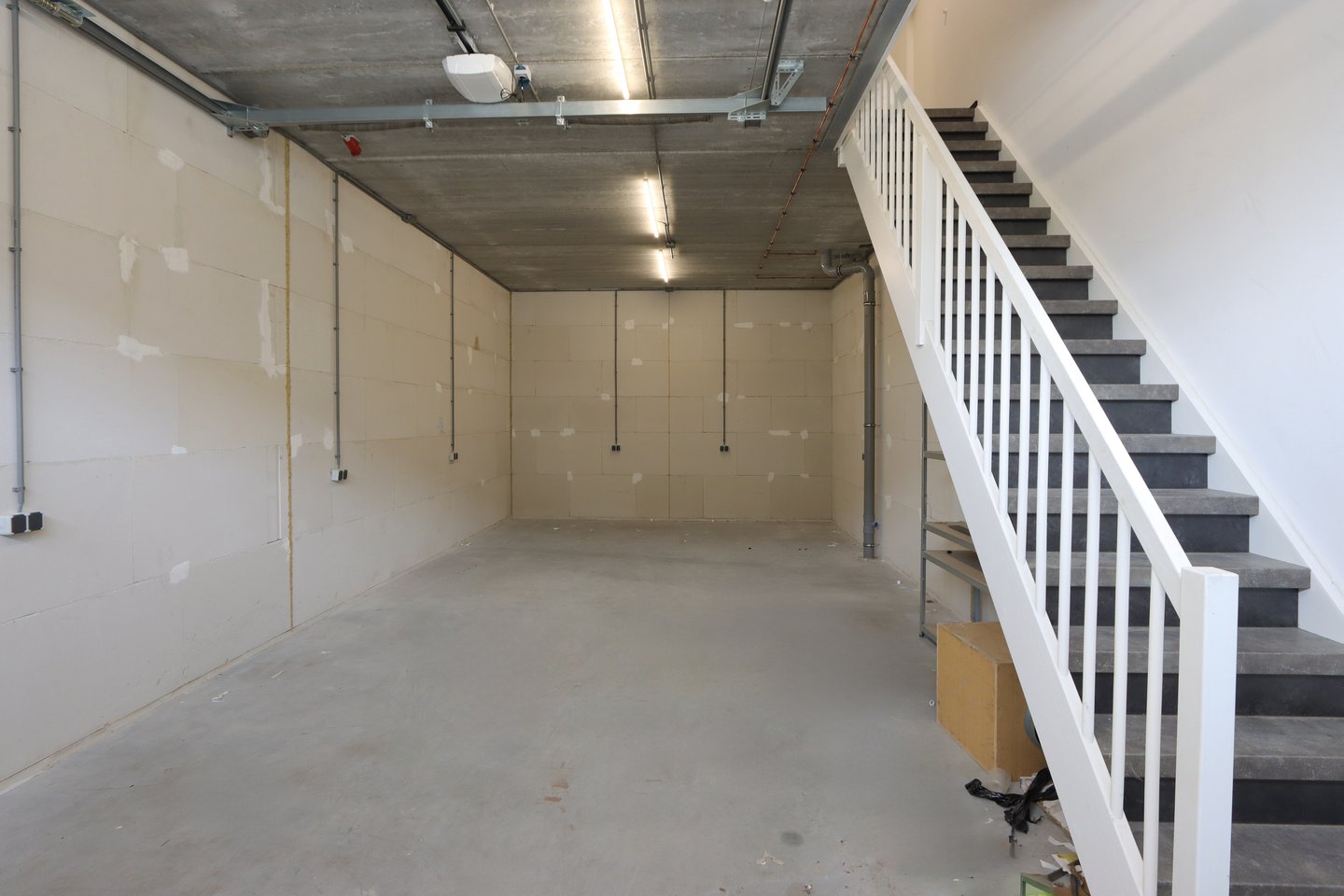 View photo 3 of Microfoonstraat 30