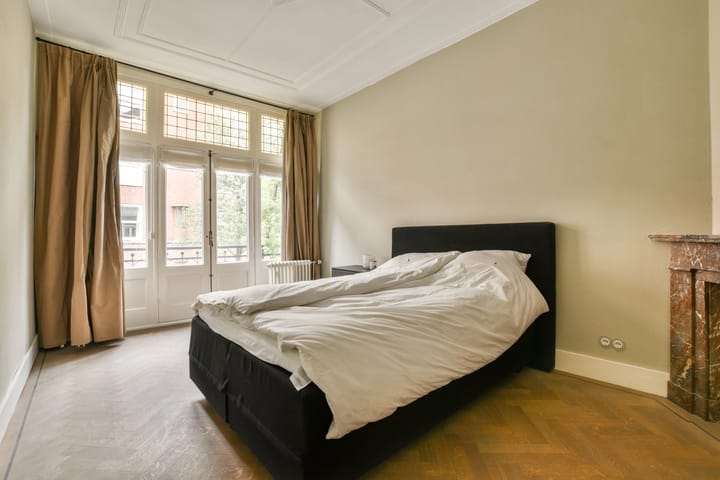 Foto 30 van Ruysdaelstraat 64-H