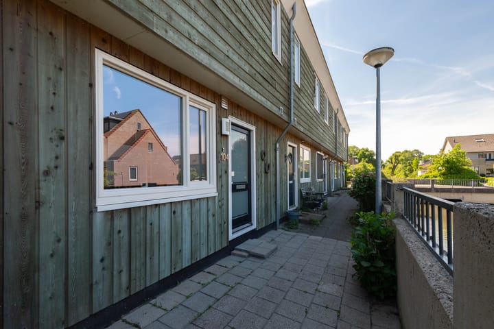 Photo 9 of Wildforster 104