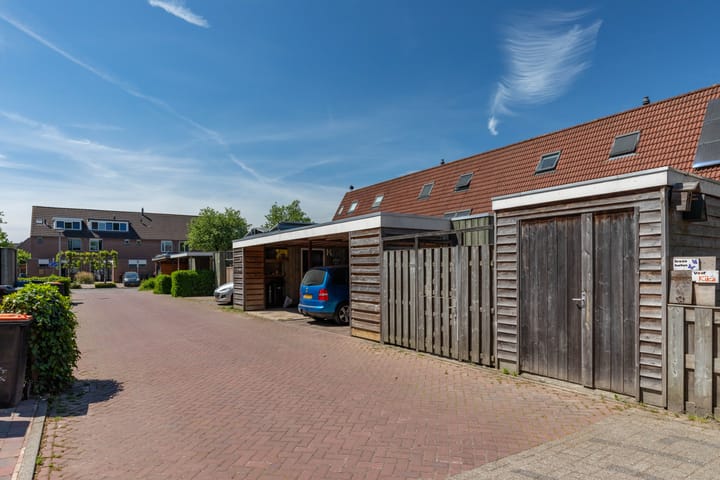 Photo 47 of Wildforster 104