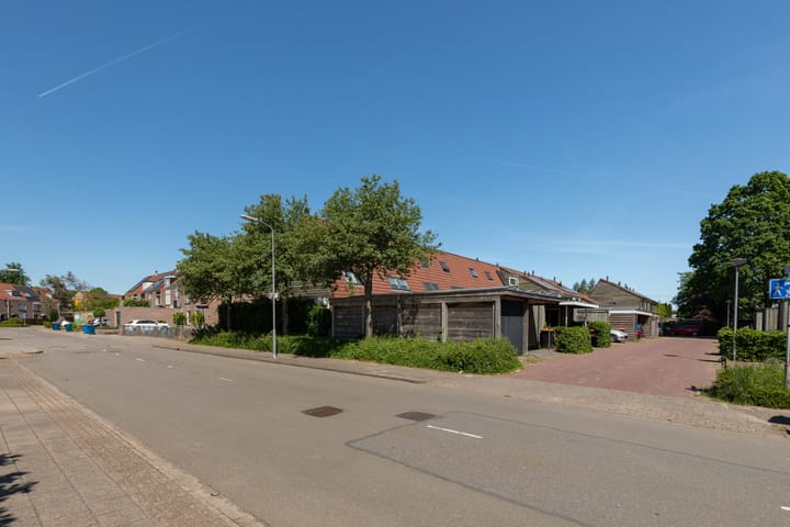 Photo 49 of Wildforster 104