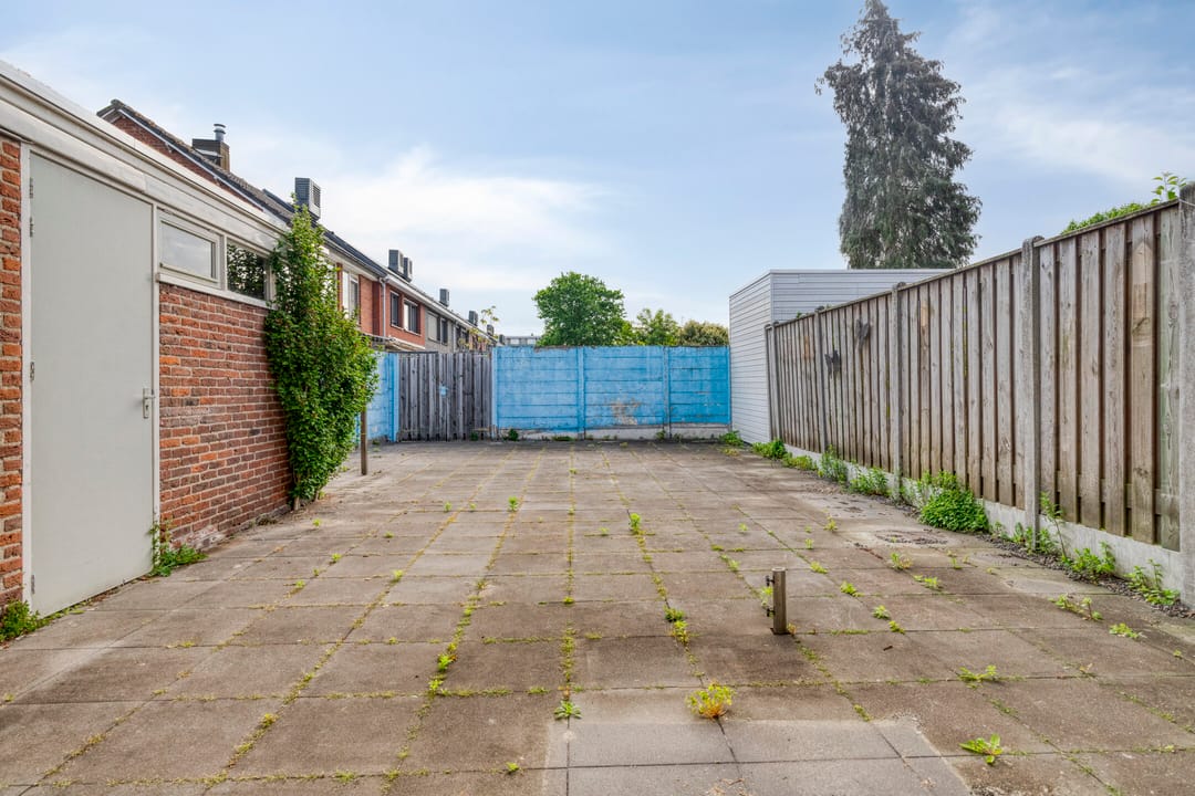 Photo 28 of Merwedelaan 11