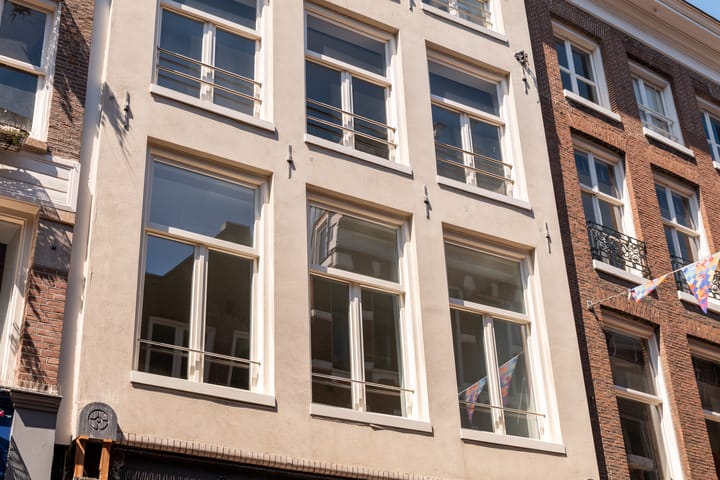 Nieuwendijk 106-1V