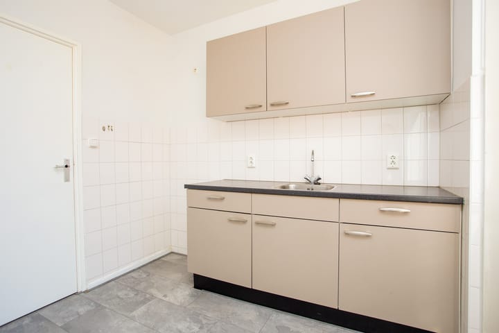 Foto 14 van Waarwijckstraat 13