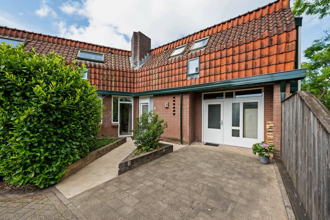 Foto 1 van Zwaluw 82